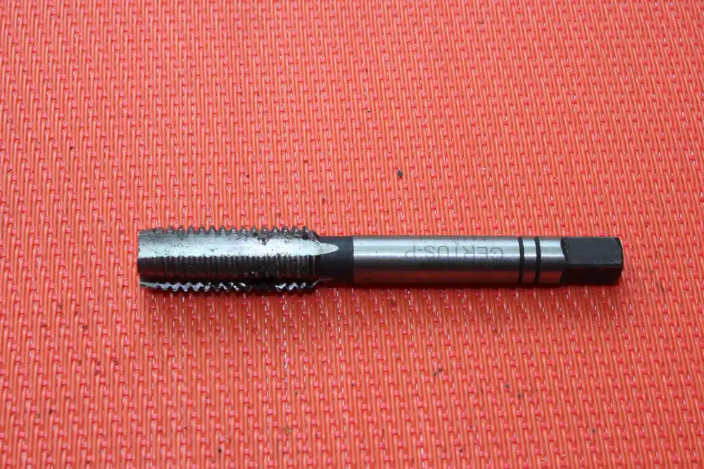 Gewindebohrer M10 6H HSS Expressversand