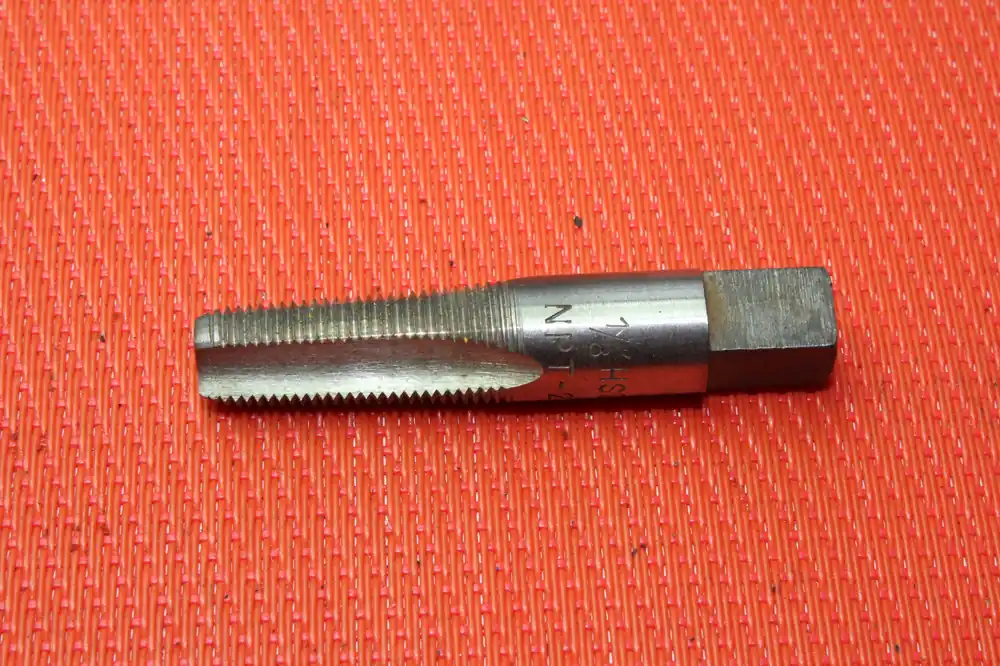 Geprüft Gewindebohrer 1/8"-27 NPT HSS