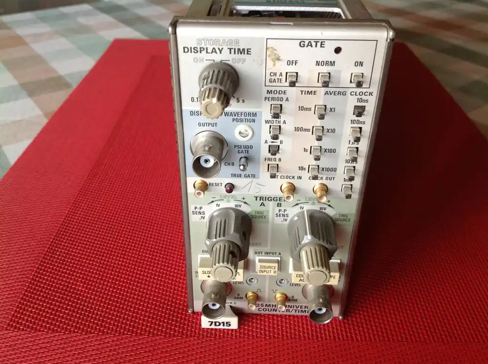 Rabatt Tektronix Einschub 7D15 255 MHz Universal Counter/Timer