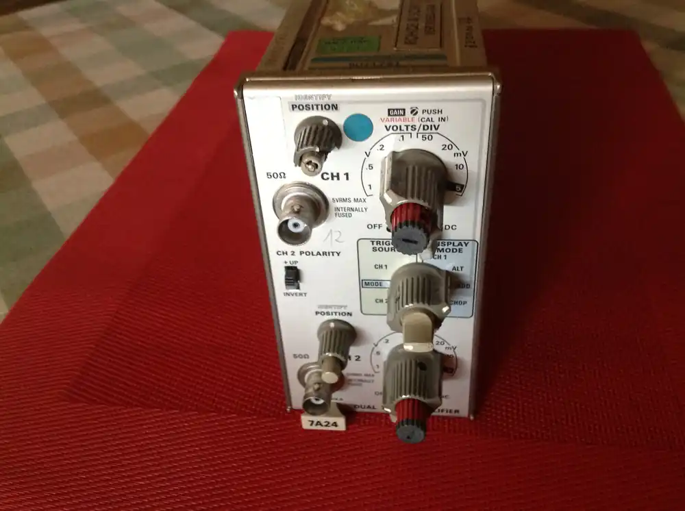 Rabatt Tektronix 7A24 Dual Trace Amplifier 2 x 400 W