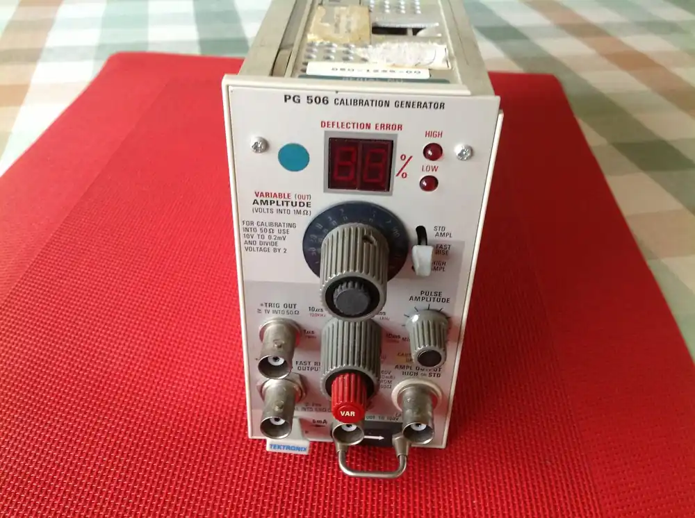 Aktuell Tektronix PG 506 Calibration Generator