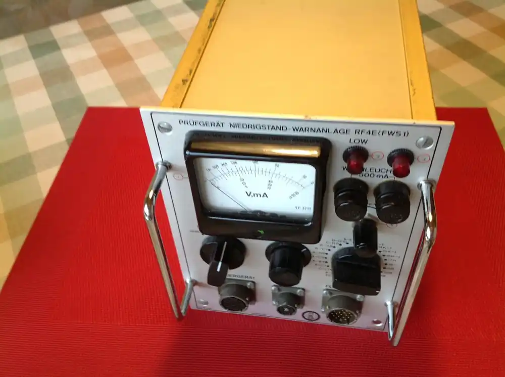 Prüfgerät Niedrigstand-Warnanlage RF4E ( FWS1 ) Heißes Angebot
