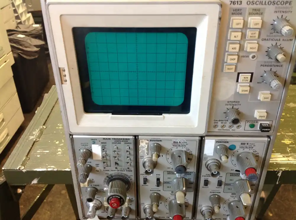Tektronix 7613 Oszilloscope Sichere Zahlung