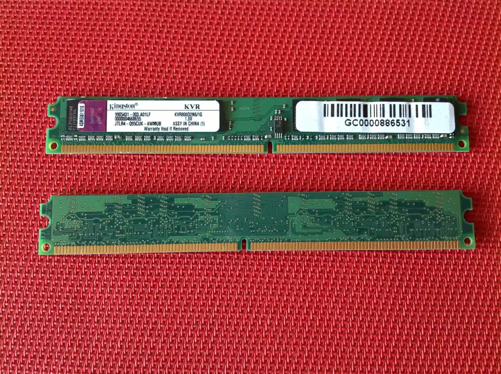 Rabatt 2 x Arbeitsspeicher Kingston KVR 800D2N6/1G