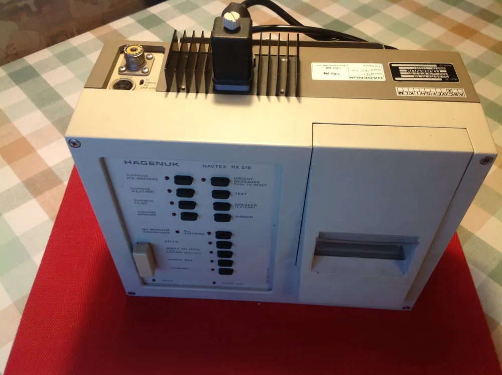 Mega-Angebot Empfänger Hagenuk Typ Navtex RX 518