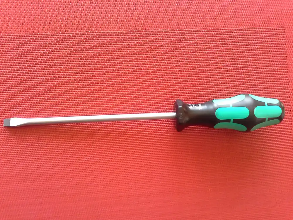 Schlitzschraubendreher Neu