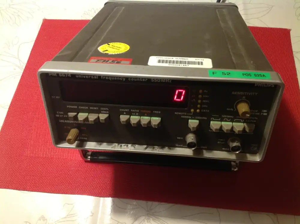 Philips PM 6674 Universal Frequency Counter 550 MHz Solange Der Vorrat Reicht