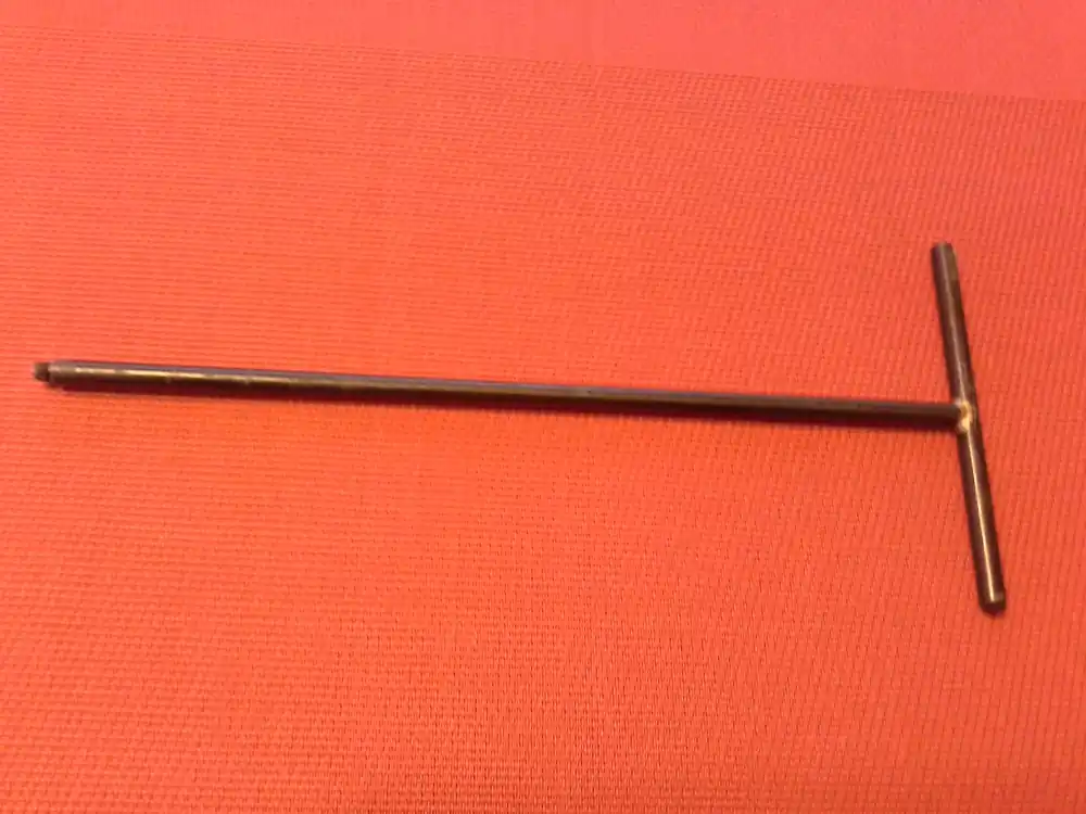 T-Griffstück mit Gewinde Kracherpreis