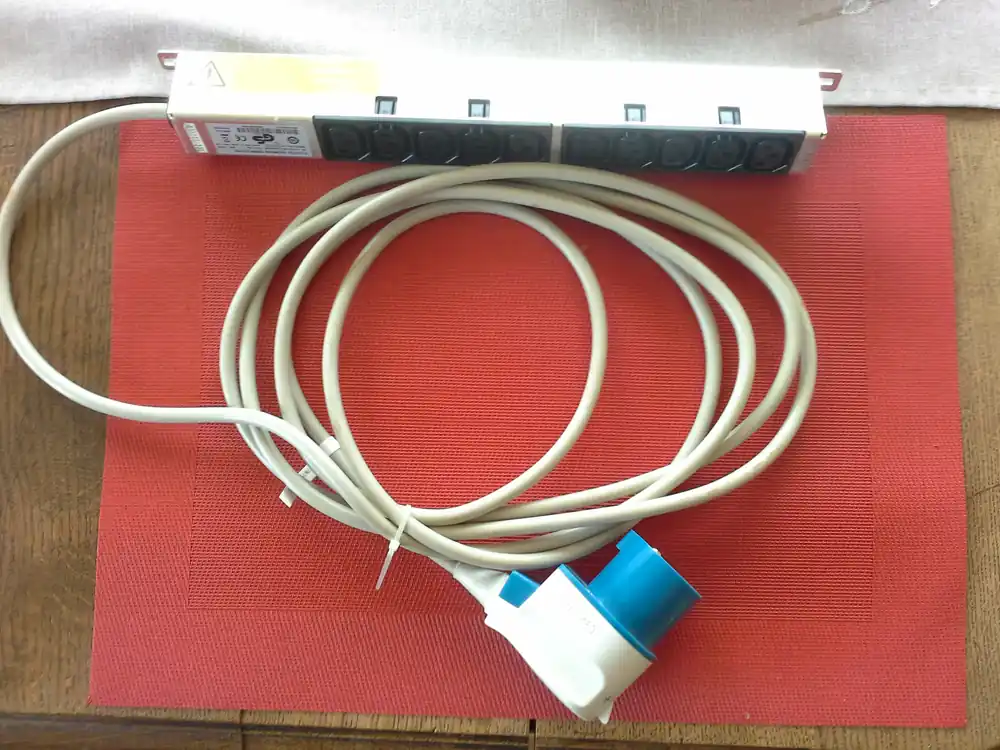 Fujitsu Siemens Netzverteiler Echt