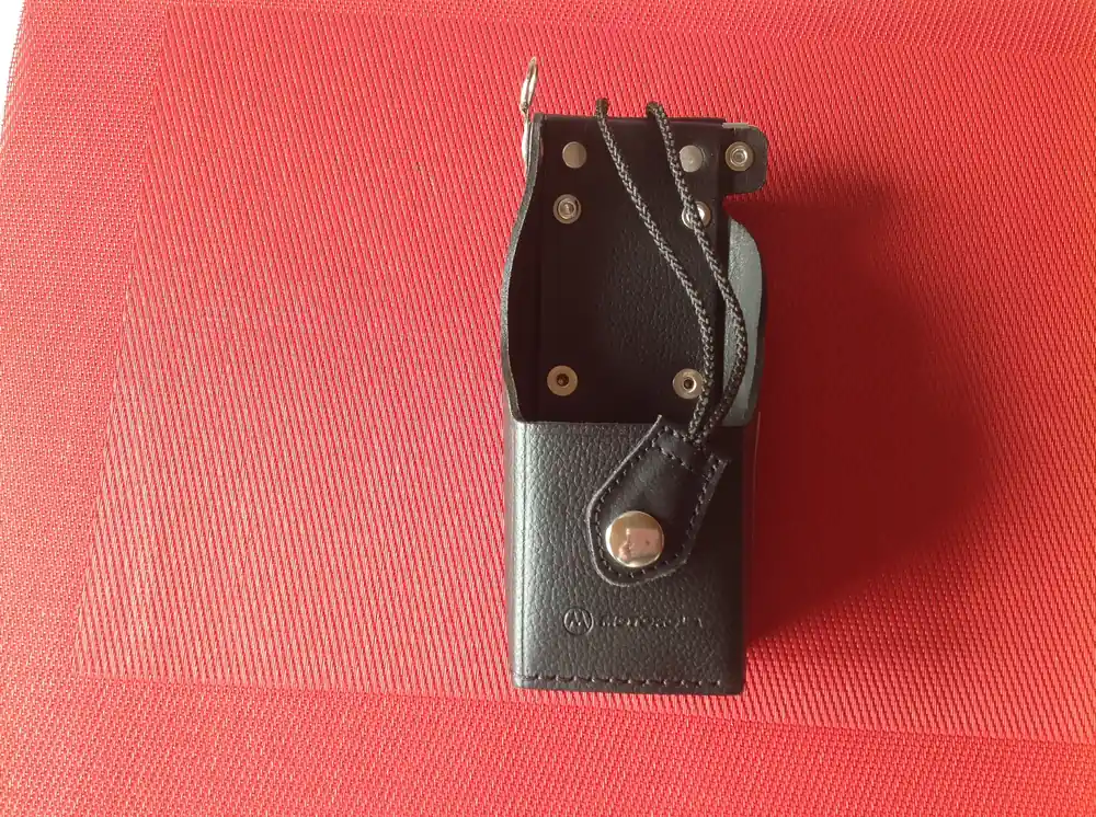 Motorola Tragetasche, Schutztasche, Leder für Funkgeräte Sichere Zahlung