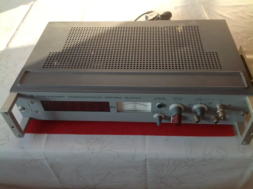 Rohde & Schwarz Frequenzkontroller-SMDF/SMDA Neu