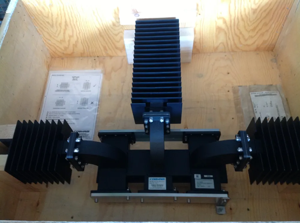 Hohlleiterbaugruppe Cobham Power-Combinierer 4:1 Ausverkauf