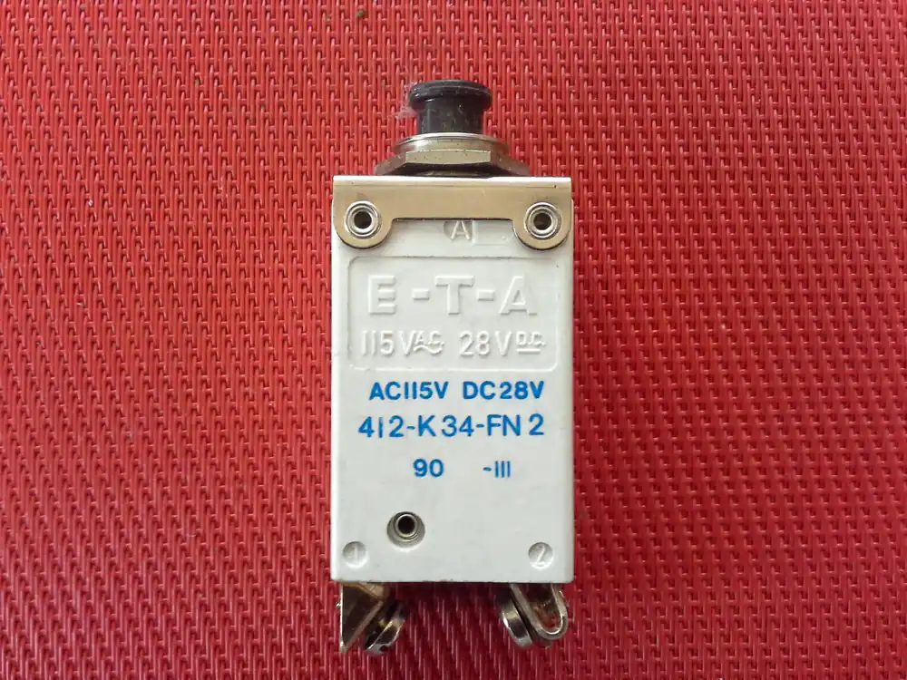 Schutzschalter, E-T-A, 412-K34-FN2, 10 A Neu
