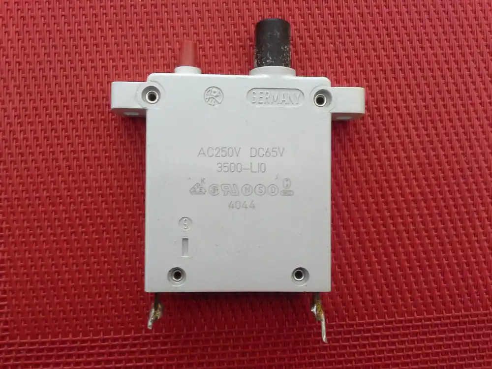 Top-Seller Thermischer Schutzschalter E-T-A 4044
