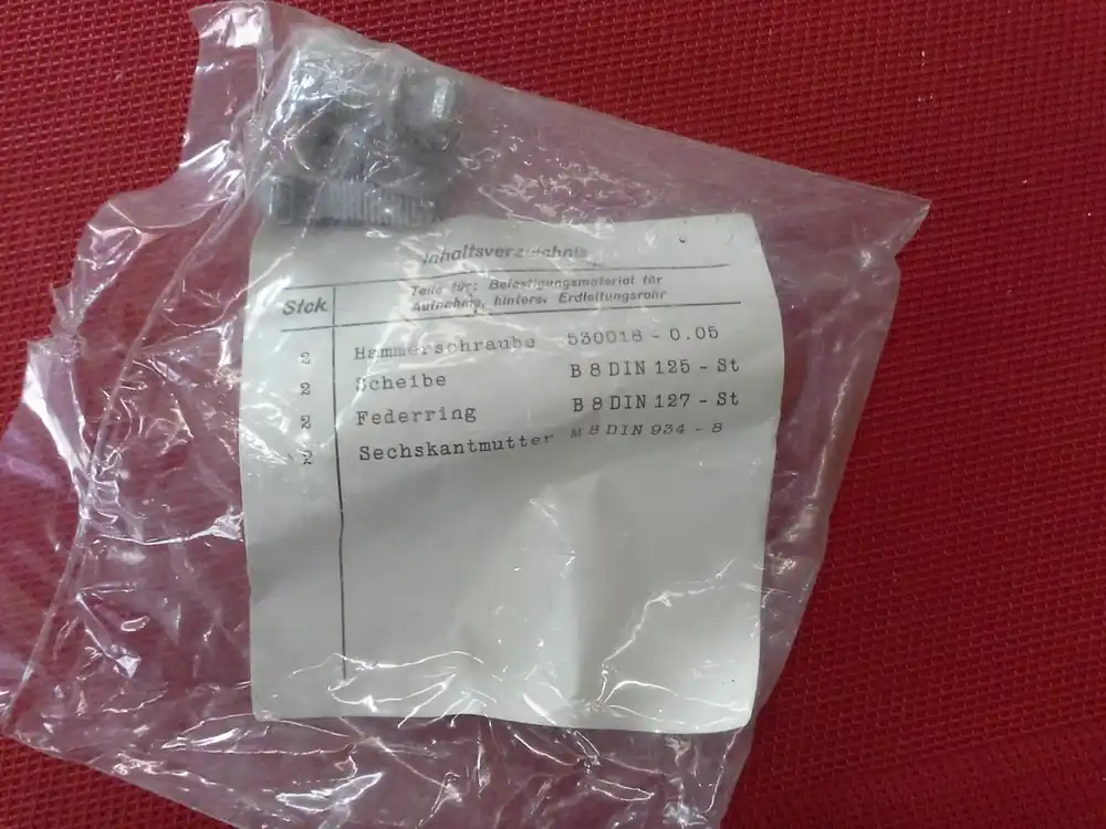 Must-Have Befestigungsmaterial für Aufnahme,hintere, Erdleitungsrohr