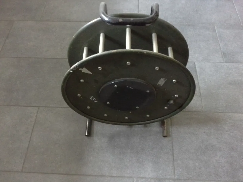 Neue Ware Rohde & Schwarz Kabeltrommel leer