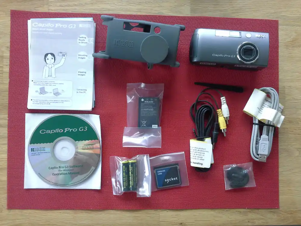 Abverkauf Digitalkamera RICOH Typ Caplio Pro G3 mit Zubehör
