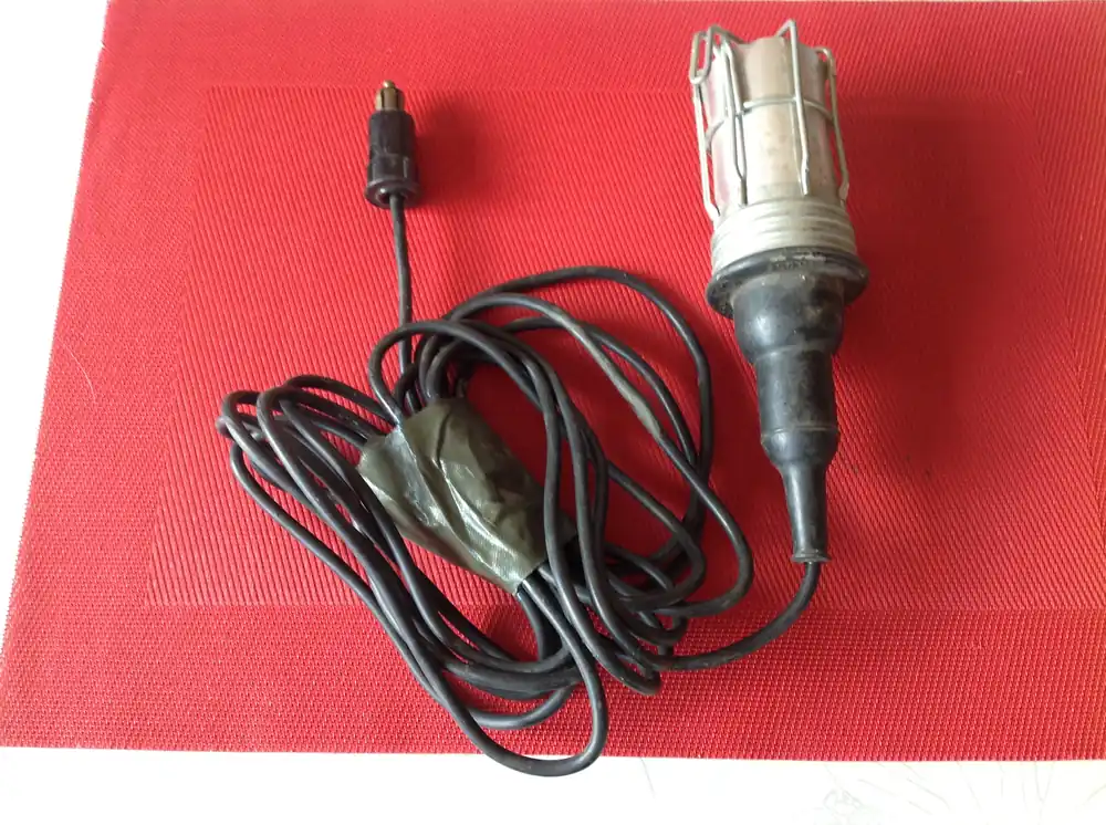 Sonderangebot Arbeitslampe mit DIN-Stecker