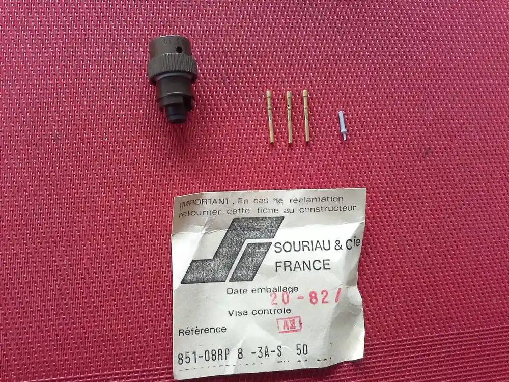 Bausatz für Stecker Typ 851-08RP 8 -3A-S 50 Solange Der Vorrat Reicht