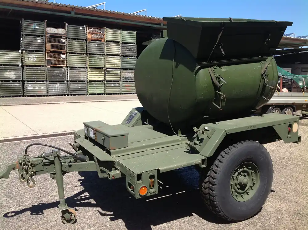 Amerikanischer Einachsanhänger mit 1000 L Wassertank Schneller Versand