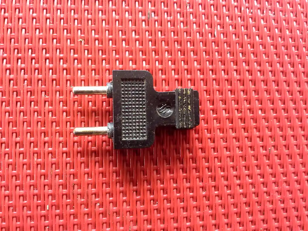 Sale 2-poliger Leistungsstecker