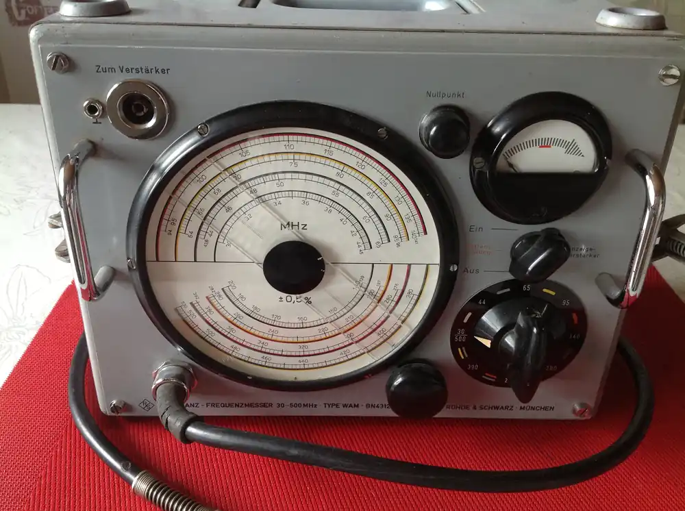 Rohde & Schwarz Resonanz-Frequenzmesser Typ WAM BN 4312/2 30....500 MHz Sale