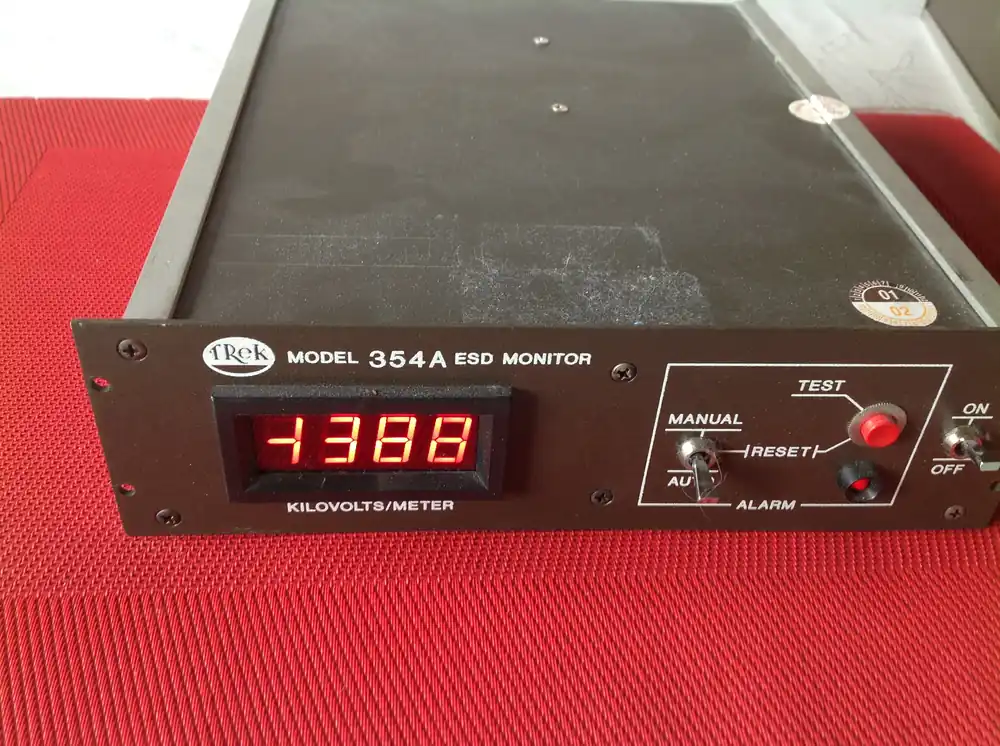TRek Kilovolts/Meter Model 354A ESD Monitor Billig