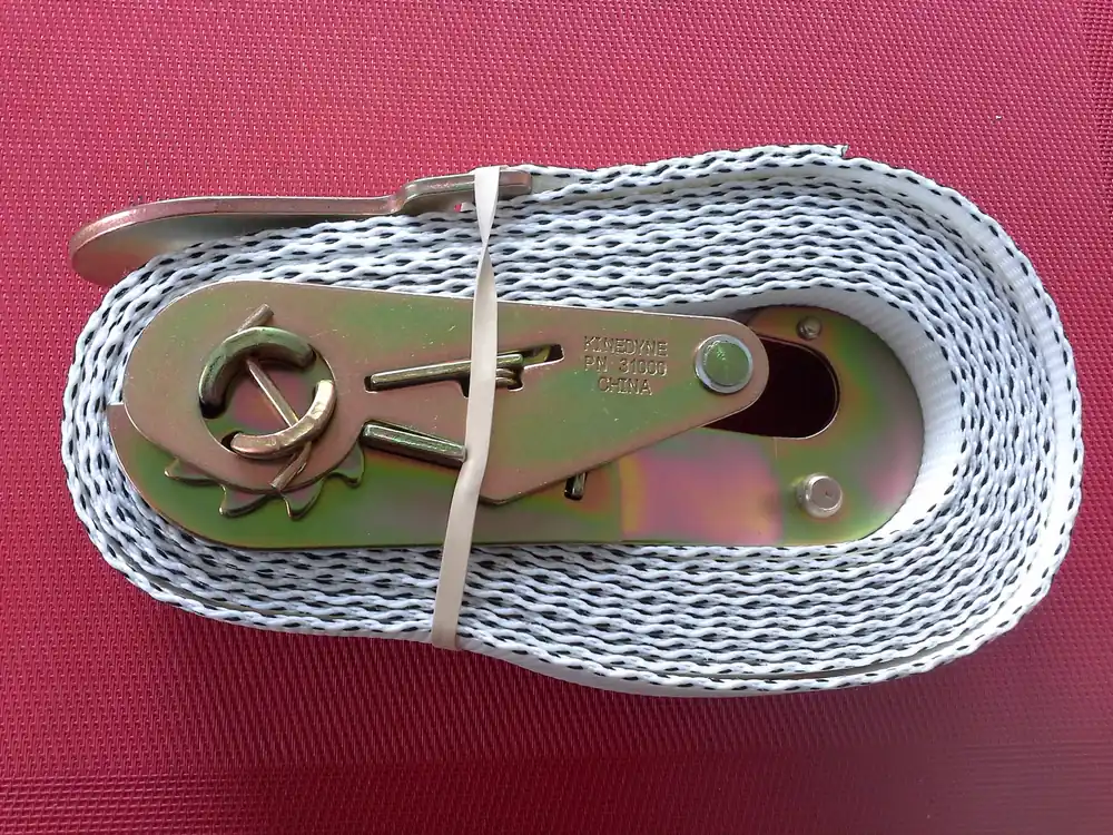 Preisknaller Spanngurt zur Sicherung von Frachtgut in Hubschraubern/ Flugzeugen