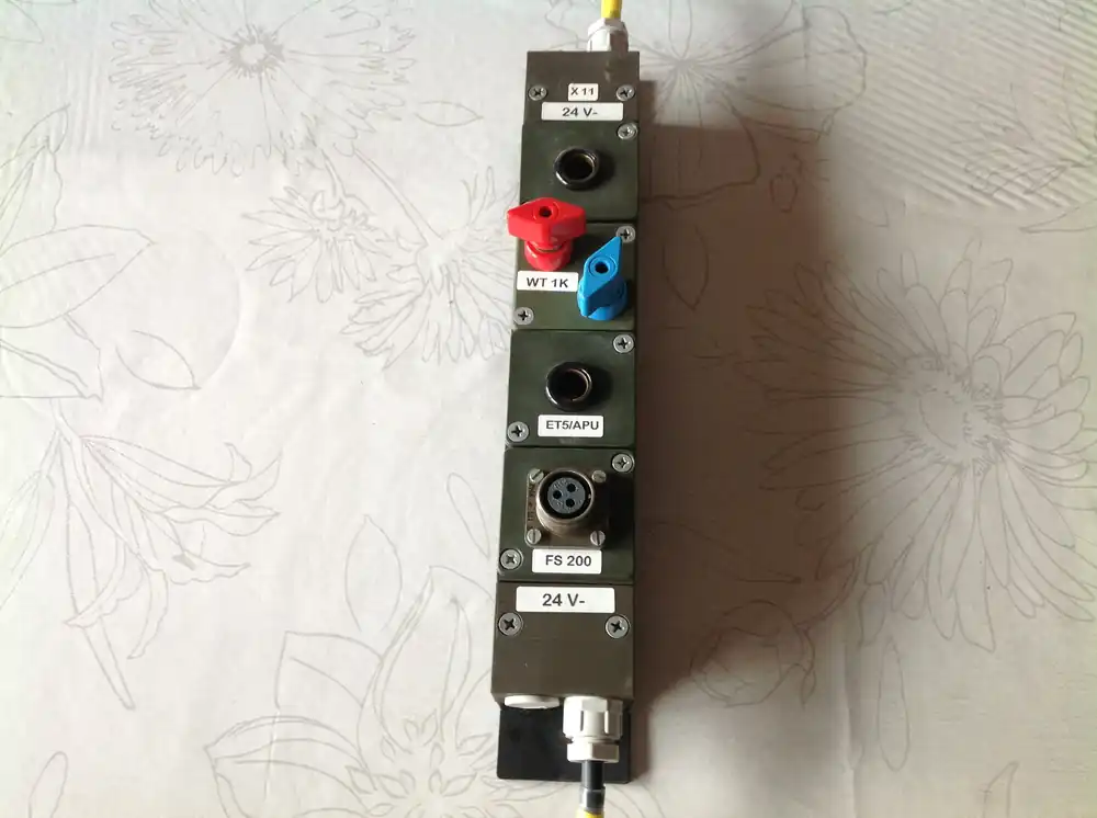 Steckerleiste 24 V Begrenztes Angebot