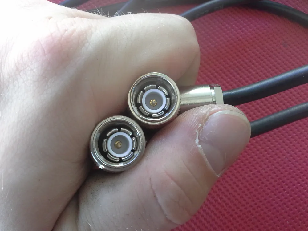 HF-Kabel RG 223/U mit 2 x BNC-Stecker abgewinkelt Länge 5,5 m Super-Preis