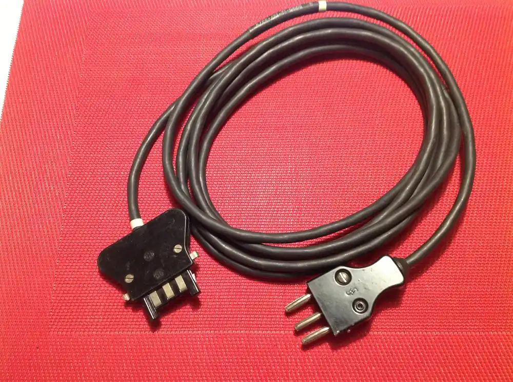 Schnäppchen Fernsprechkabel C 42195-A12-A8/5