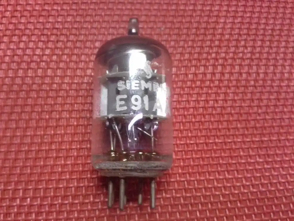 Nur Heute Elektronenröhre Typ E91AA