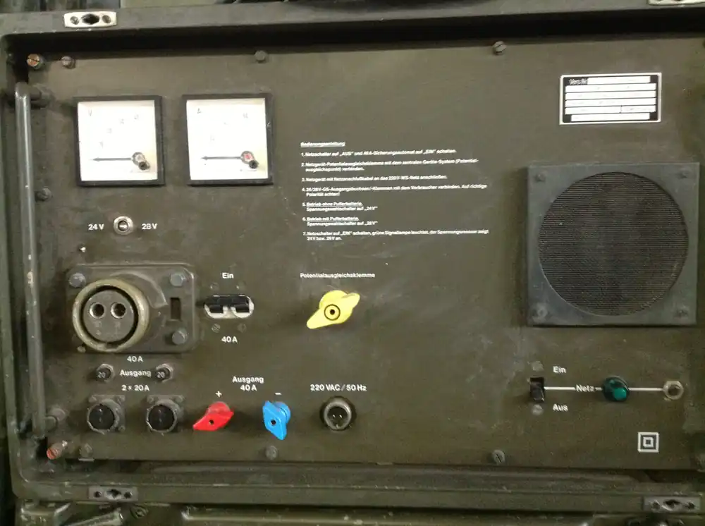 Stromversorgungsgerät 24V/40A Highlight