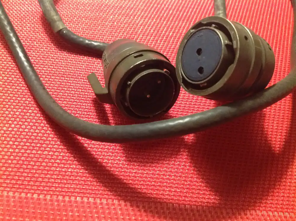 Günstig Kabel Nr. 2 mit Anschluß männlich u. weiblich