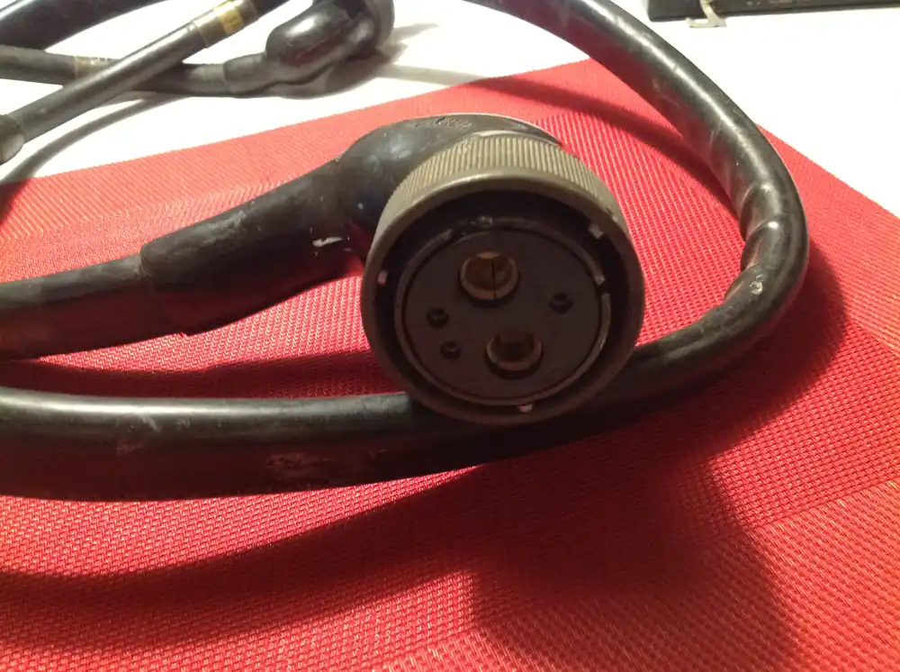 Stromversorgungskabel mit 6 pol. Buchse und 1 pol. Stecker Bestpreis