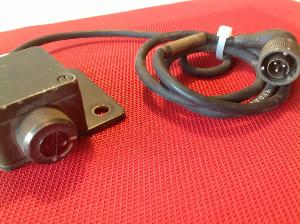 Stromversorgungskabel 3 pol. mit Sensor Abverkauf