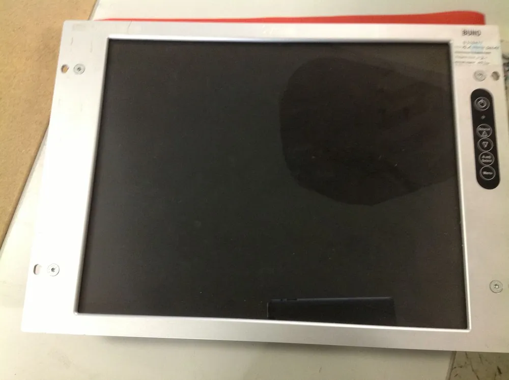 Nur Für Kurze Zeit Flachbildschirm, Monitor TFT-19E-Z2