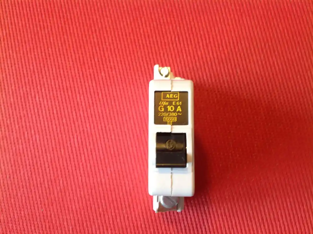 Sicherungautomat AEG Elfa E 61 G 10A Meistverkauft
