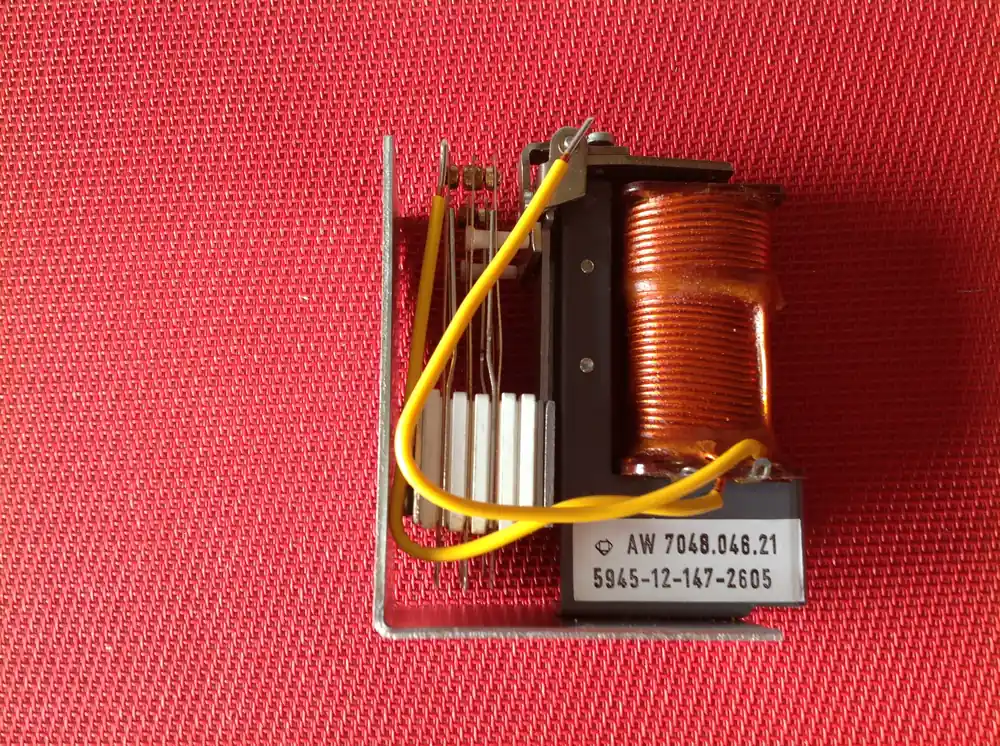 AEG-Telefunken-Relais AW 7048.046.21 Sonderaktion