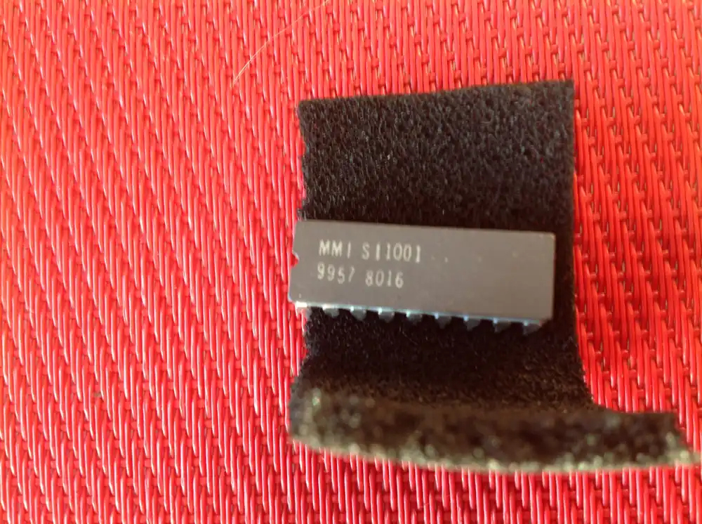 Finale Aktion IC, Microcircuit, Digital MMI SI 1001