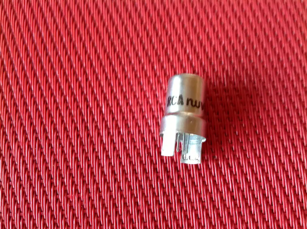 Elektronenröhre, Tube RCA Nuvistor 8056 Preiswert