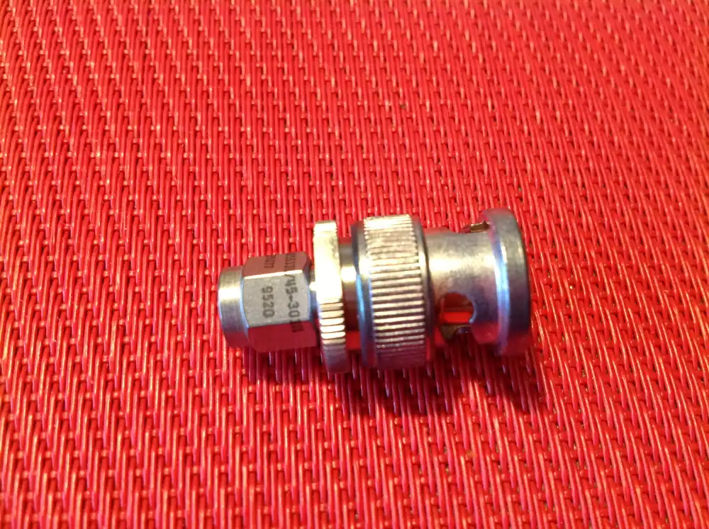 Abverkauf BNC-Adapter