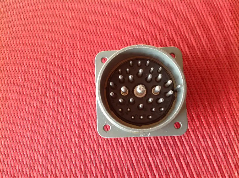 Silbersteckverbinder Stecker 31 pol. Ausverkauf