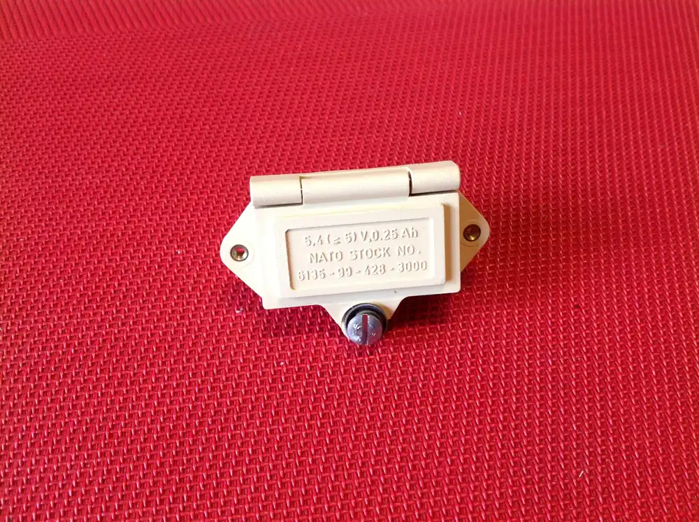 Neue Ware Battery Box vom Kampfflugzeug Tornado