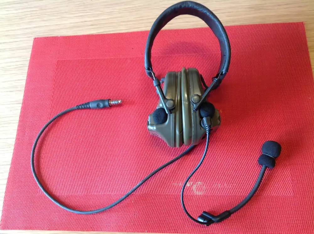 Preiswert 3M Peltor ComTac XPI MT20H682FB-68 SV