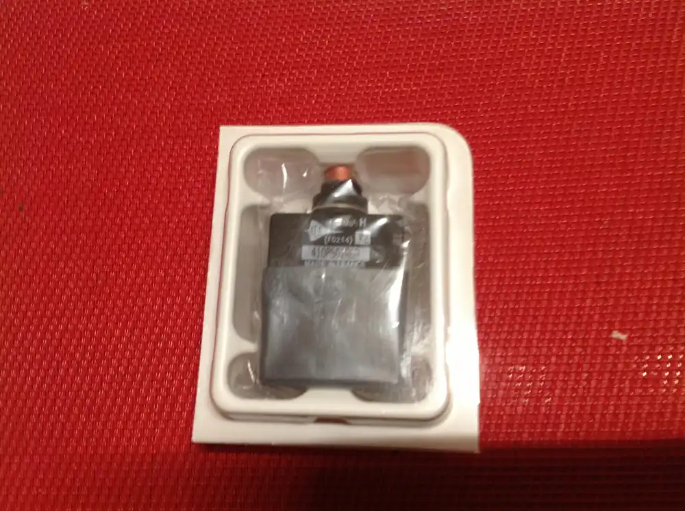 Neue Ware Switch, Schalter 410PS01A6A vom Kampfflugzeug Tornado