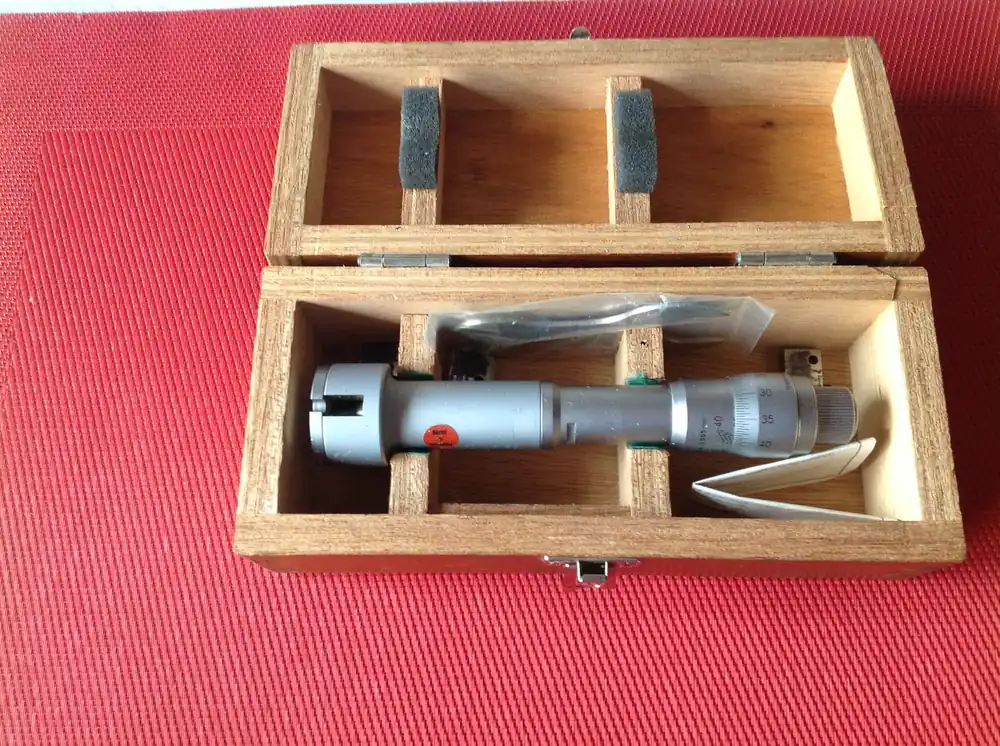 Mitutoyo 3-Punkt ZMW-054 Innenmikrometer, Innenmesschraube 30 - 40 mm Zertifiziert