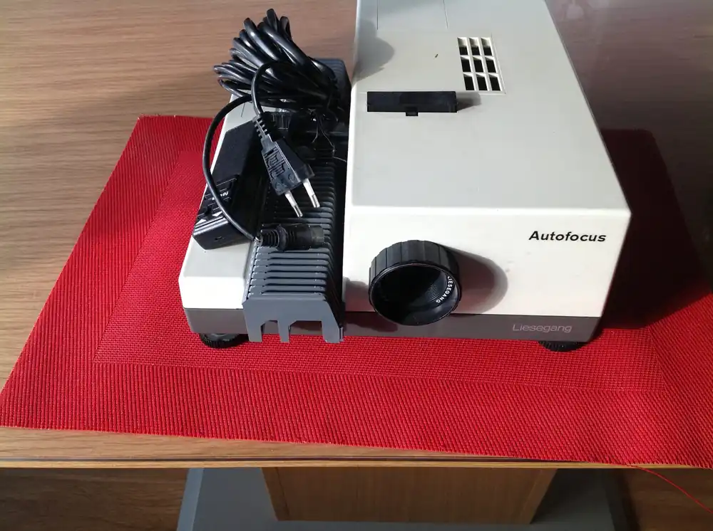 Begrenztes Angebot Diaprojector Liesegang Autofocus Typ 334