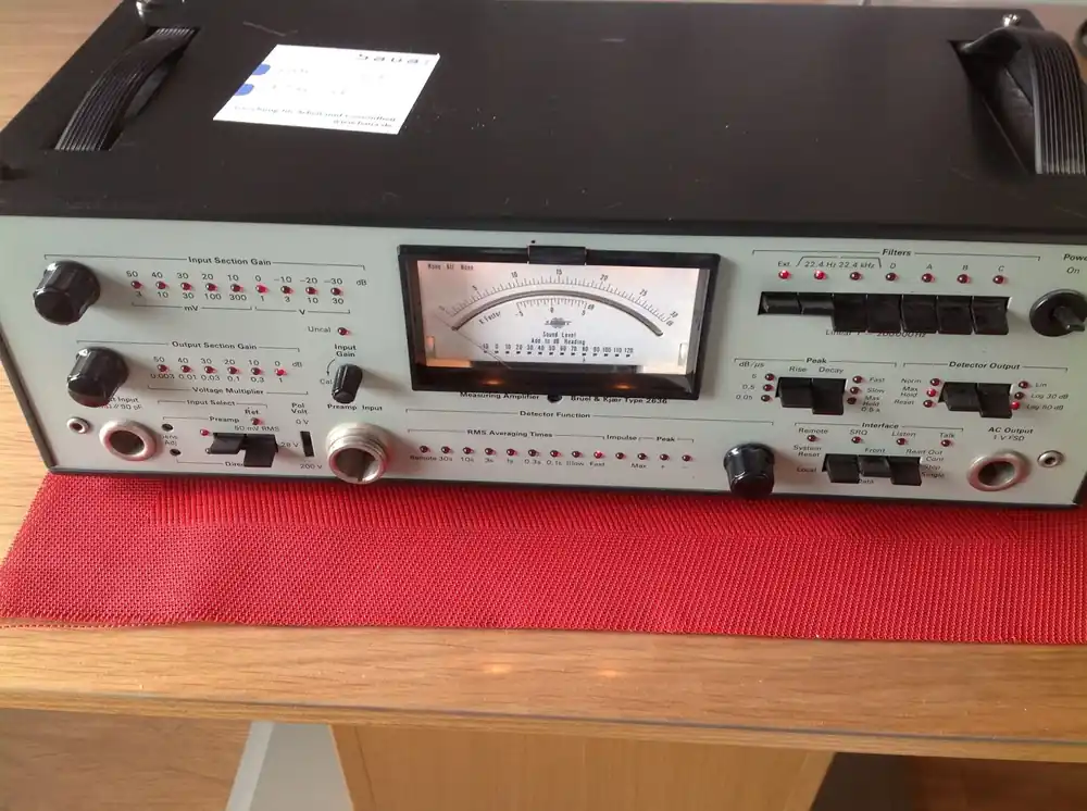 Brüel & Kjaer Measuring Amplifier Type 2636 Top-Angebot