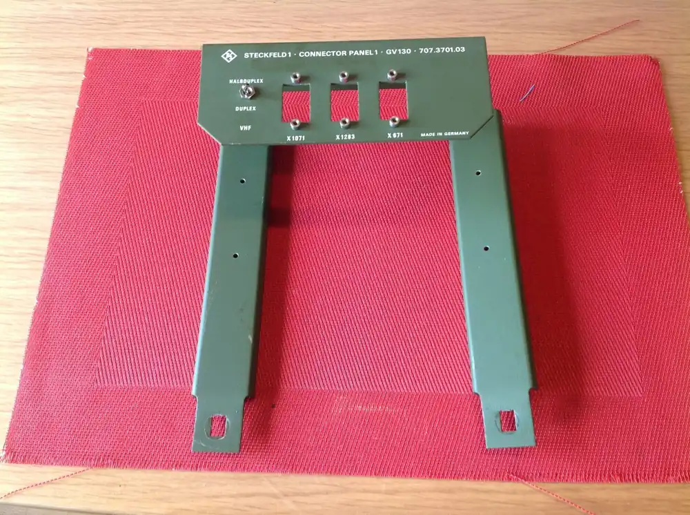 Rohde & Schwarz Steckfeld 1 - Connector Panel 1 - GV 130 Schnäppchen